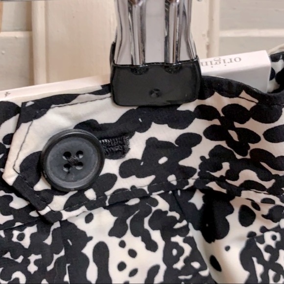 LOFT Short w pockets - Picture 5 of 7